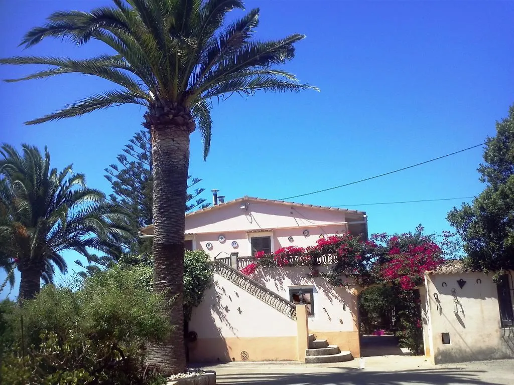 Finca Sa Gruta Marines S'Illot  Feriehus